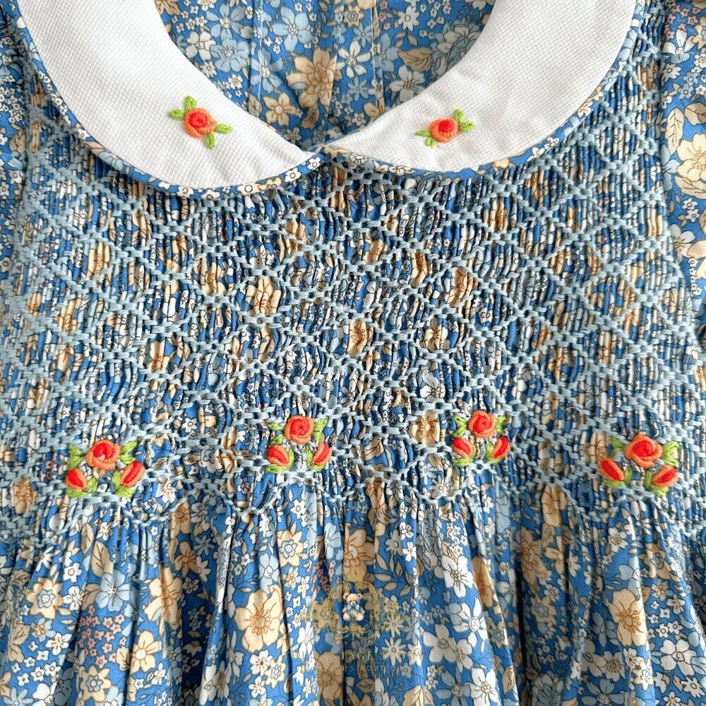 NWT Lovely Girls Smocked Embroidered Dress Boutique Special Occassion Formal 4T - Picture 4 of 5